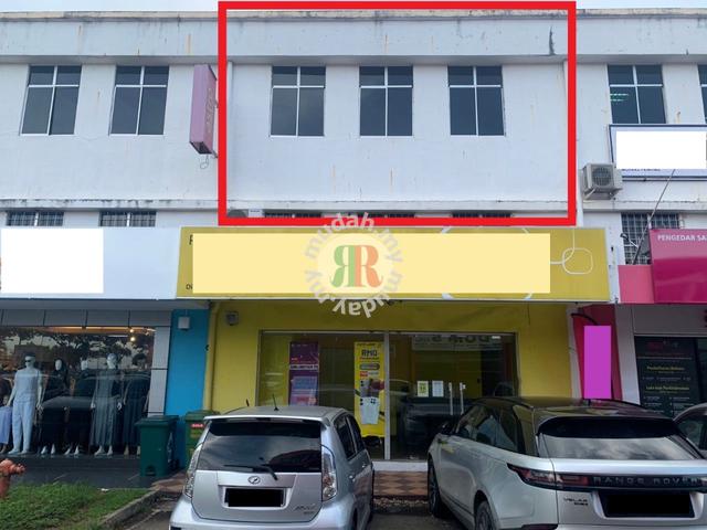 First Floor of D/S Intermediate Shop, Ba Zhong Commercial Center,Tawau 1