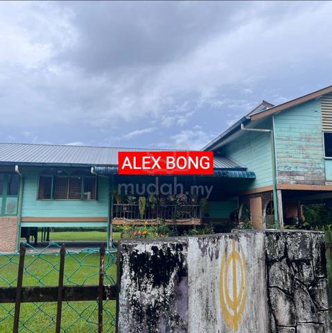 DETACHED HOUSE FOR SALE At JALAN SEGEDUP STAPOK KUCHING SARAWAK 1