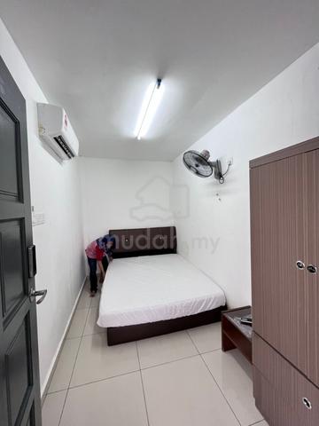 Jb Bandar Near CIQ Custom Walkable to KSL (Taman Abad) - Room for ren 1