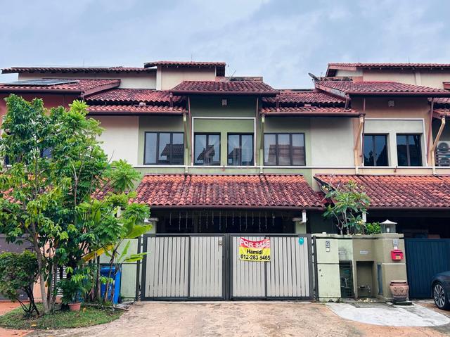 Superlink Double Storey FULLY RENOVATED + EXTENDED KITCHEN 1