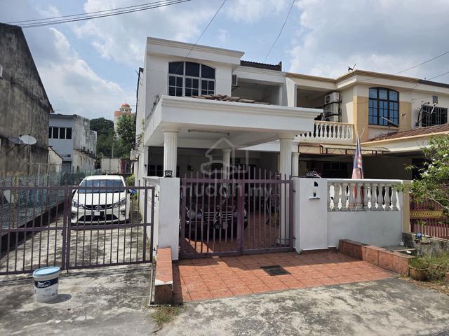 [END LOT | Renovated | NEGOTIABLE] 1