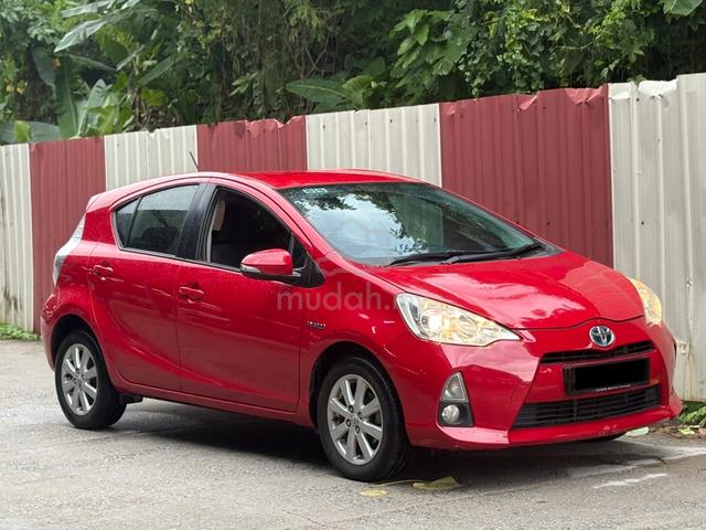 2013 Toyota PRIUS C 1.5 (HYBRID) (A) - 1