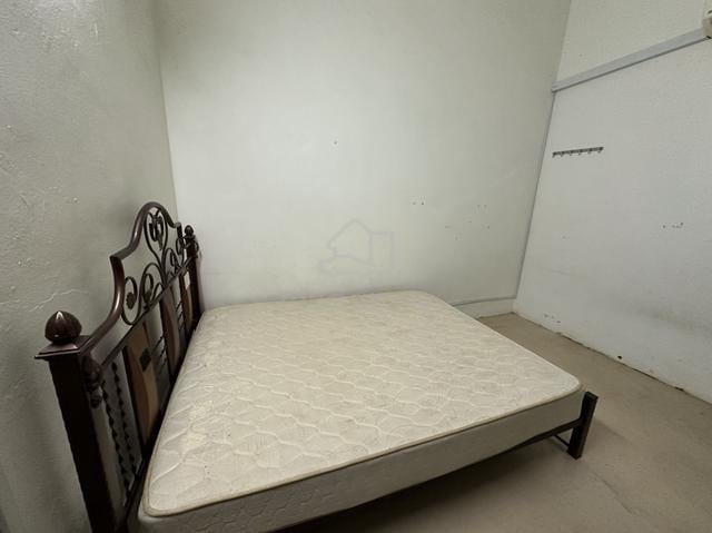 medium room 1