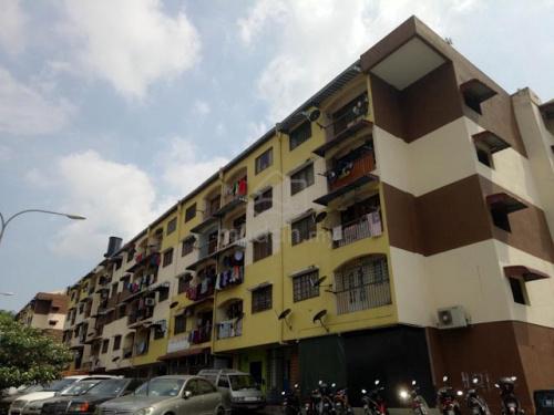 Flat Taman Pantai Dalam 1