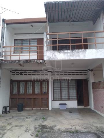 Partially Furnished Selangor Ampang Room For Rent 1
