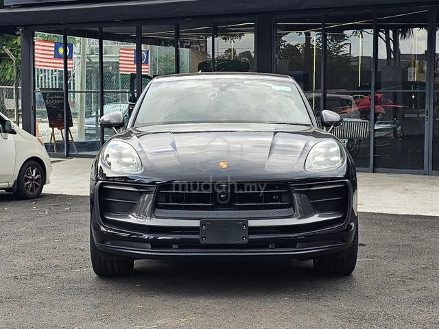 2023 Porsche MACAN T 2.0 w/ Sport Chrono, PDLS - 3