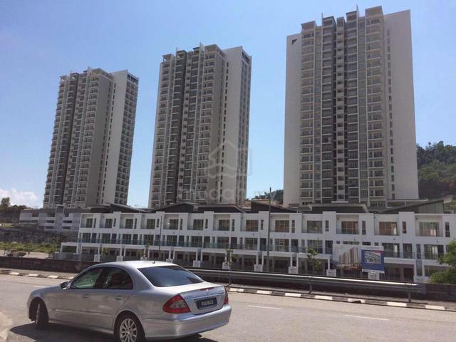 Platinum III @ Teluk Kumbar Heights 1
