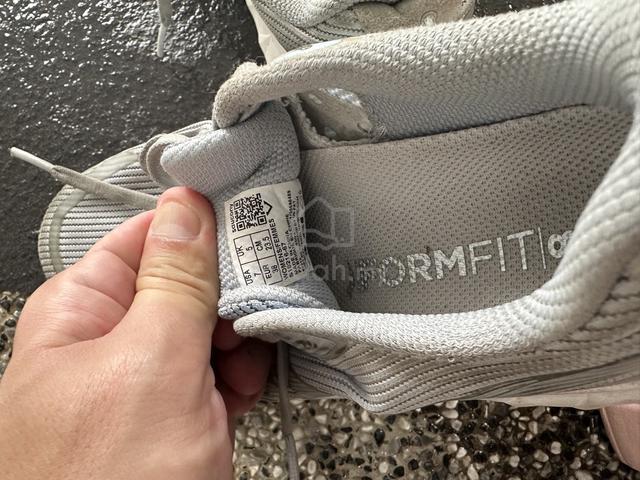 Saucony Formfit Running Shoes Grey Women US 7 - photo 3 of 3