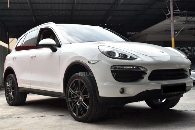 2011 Porsche CAYENNE 3.6 958 (A) - 1