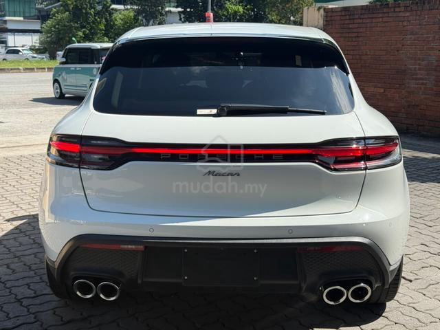 2022 Porsche MACAN 2.0 / 18 WAY / PDLS GRADE 4.5B - 4