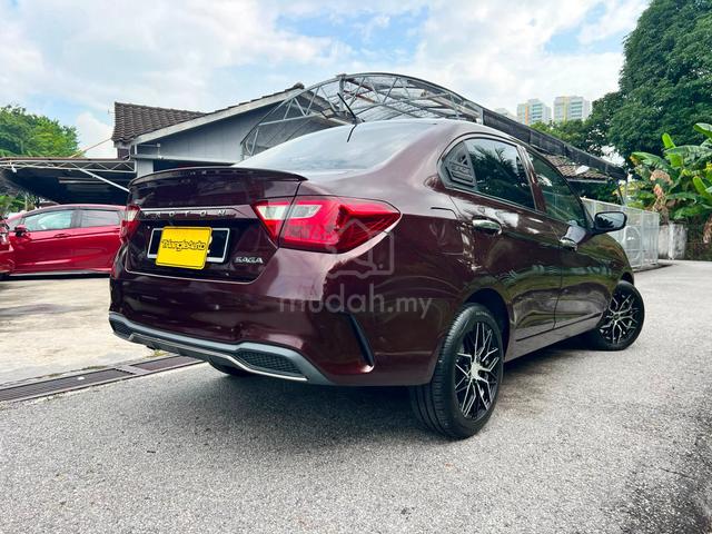Proton saga 1.3 auto year made 2020 - 5
