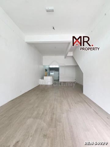 FACING MAIN ROAD @ Ground Floor Shop Lot N-City FOR RENT 1