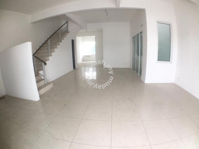 Pegasus Residence | 2 Storey Terrace | Corner Unit | Bukit Tengah 1