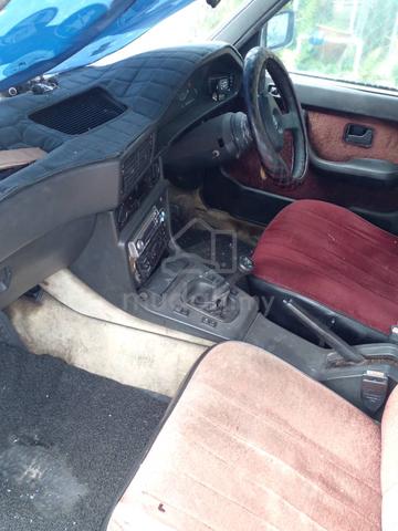 BMW E28 525i (Classic) - Fully Original & Intact - 3