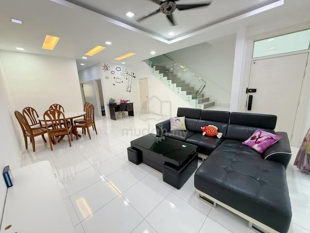 Bandar Dato Onn Double Storey Terrace House For Rent 1