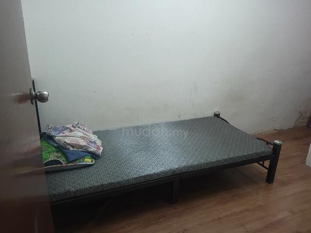 Room small 1