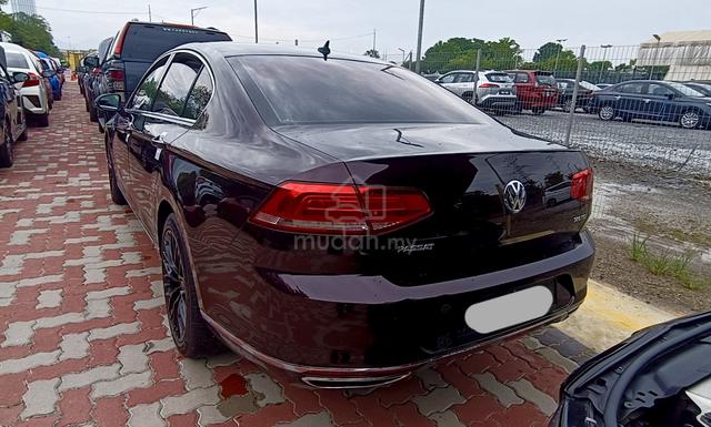 Mileage rendah 60K! 2017 VOLKSWAGEN PASSAT 2.0 - 3