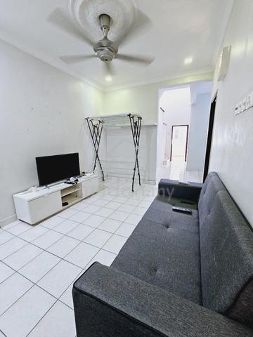 Daisy Bandar Bukit Raja Klang Fully Furnished 1.5-storey House Rent 1