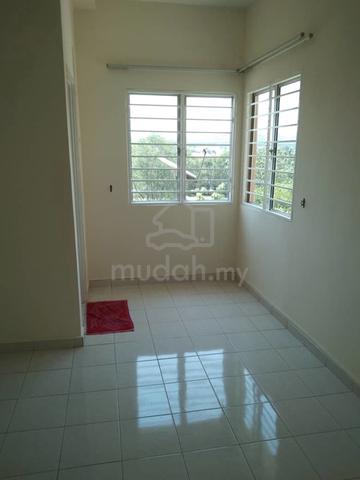 Merak Apartment (Puchong) 2