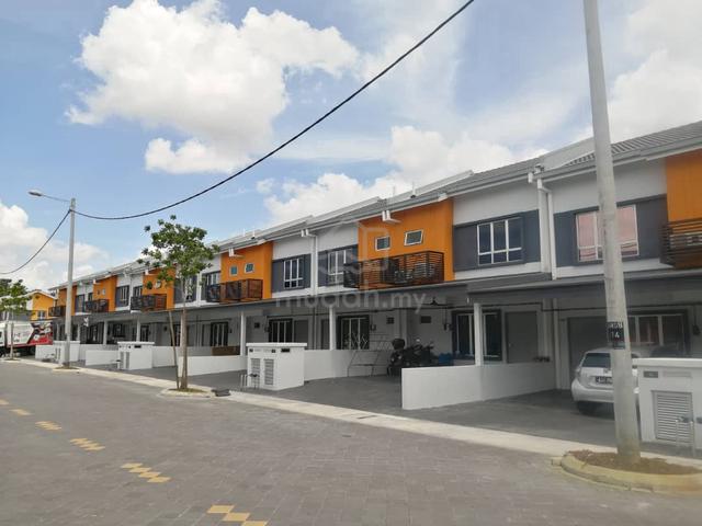 Corner Lot Double Storey House Ritma Perdana Bandar Puncak Alam 1