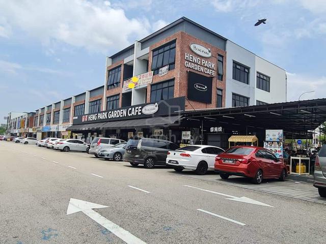 Gelang Patah 68 Avenue Pusat Komersial Suria 3 Storey Shoplot Tenanted 2