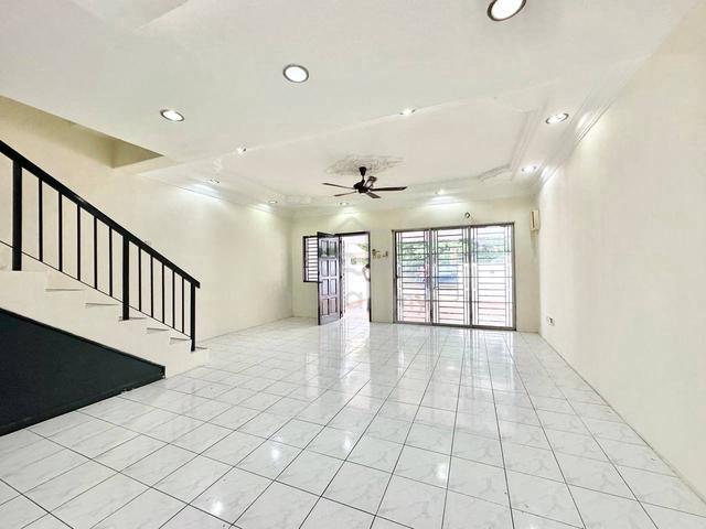Freehold 2 storey Kemuning Greenhills for sale 1