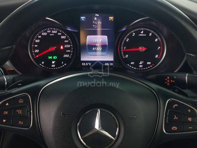 2017 Mercedes Benz C200 2.0 AVANTGARDE (CBU) (A) - 4