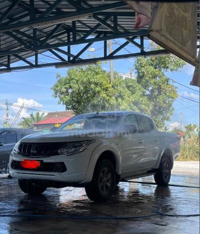 2016 Mitsubishi TRITON 2.5 M/T KL3TJNHFR (M) - 3
