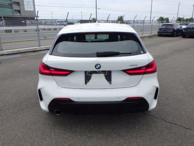BMW 118i M Sport 1.5 Turbo Fullspec - 4