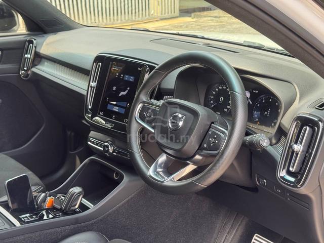 2021 Volvo XC40 2.0 T5 AWD R-DESIGN/GUARANTE DRIVE - 4