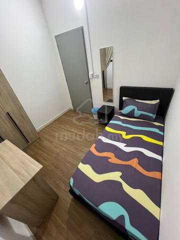 M Vertica Single Room For Rent-Female Only, Near LRT/MRT Maluri 1