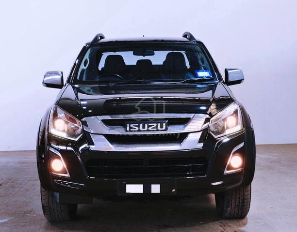 (💯Loan) 2019 Isuzu D-MAX 2.5 Z PRESTIGE 4X4 - 4