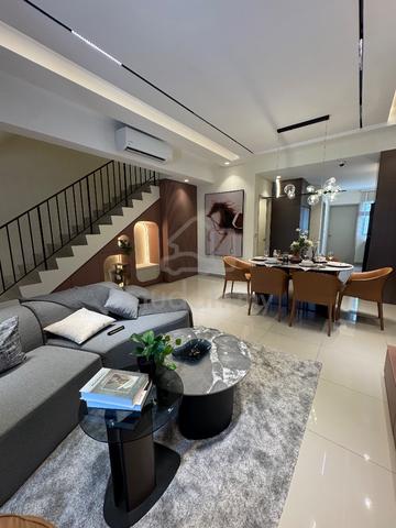 Rumah teres 2 tingkat Semenyih 100% loan cash back RM90k Selangor 1