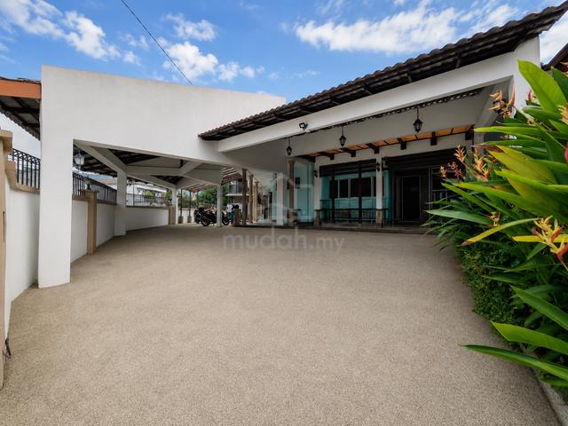 CORNER LOT 💥 RENOVATED Single Storey Terrace Ampang Jaya 1