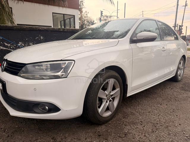 Volkswagen JETTA 1.4 TSI (CBU) (A) - 2