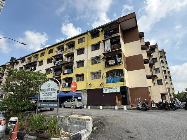 Flat Taman Pantai Dalam 1