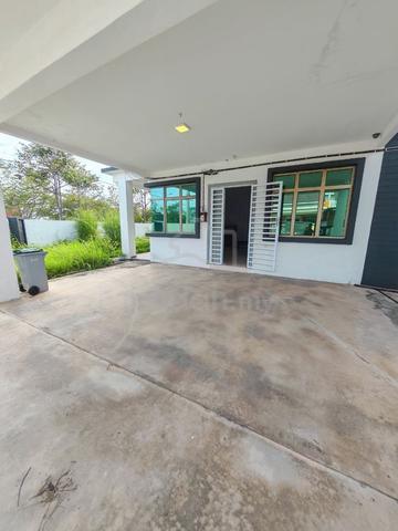 Huge Land Corner Lot Single Storey Taman Tanjung Minyak Perdana 1