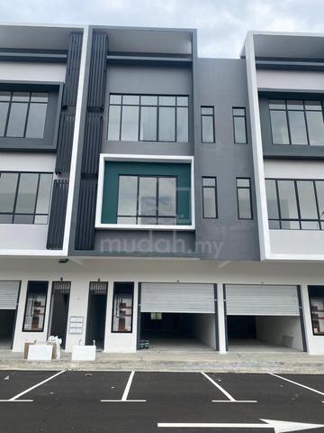 SHOPLOT AUSTIN CREST @ Bandar Jaya Putra 1
