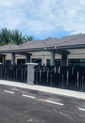 Bebas Terrace House at Jalan Temenggong Ahmad 1