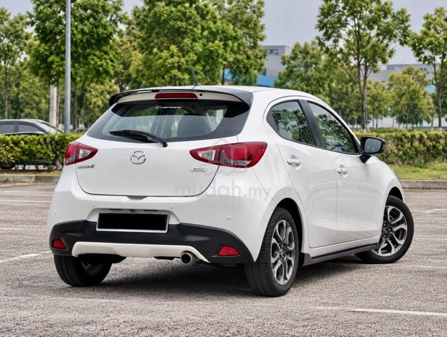 2015 Mazda 2 1.5 SKYACTIV (A) HATCHBACK FULL LOAN - 4