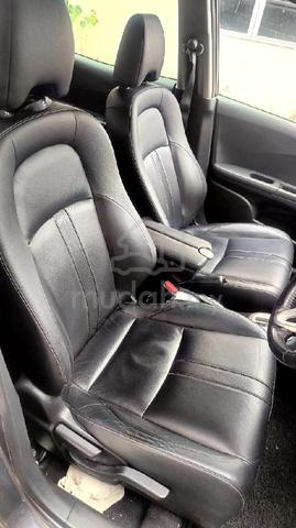 2017 Honda BR-V 1.5 V -- (A) - 3