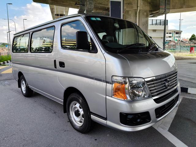 2013 Nissan URVAN 3.0 (M) WINDOW VAN - 1