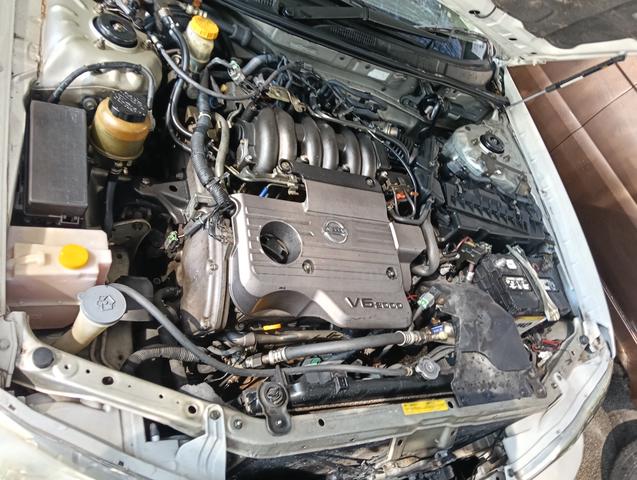 Nissan CEFIRO 2.0 new paint leather gearbox 10k fr - 2