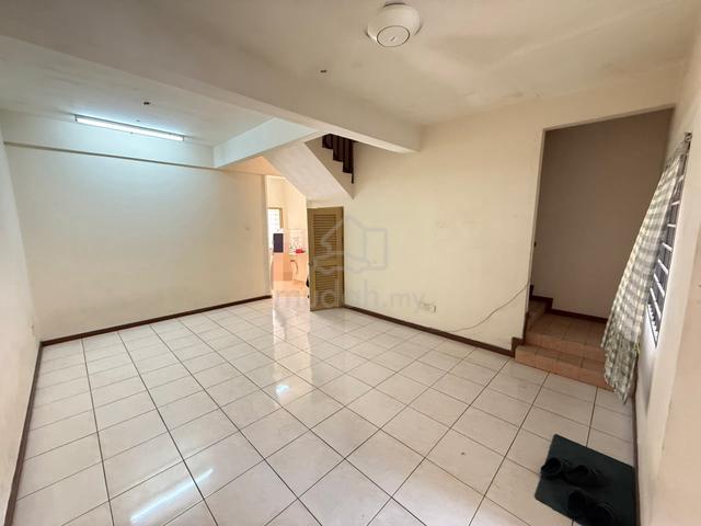 3 Storey Terraced House Uranus Seksyen U5 Subang Bestari Shah Alam 1