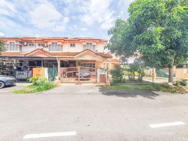 Double Storey Taman Impian Putra, Bandar Seri Putra Bangi Avenue 1