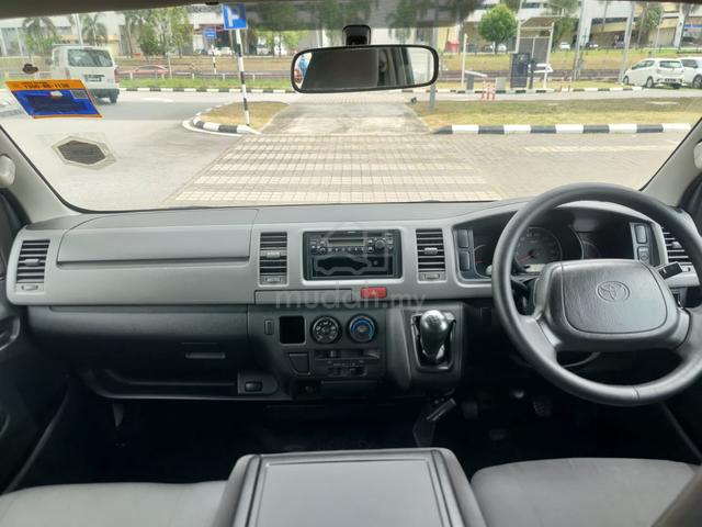 2013 Toyota HIACE 2.5 (M) Window Van 14seat - 5