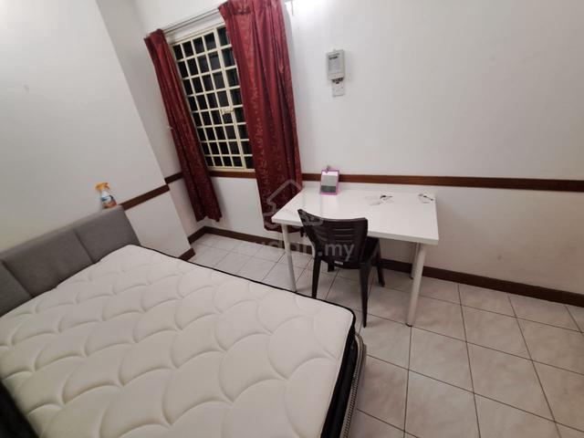 Female Single & Master Rooms @ Desa Kiara TTDI, walk to MRT, Glo Dsara 1