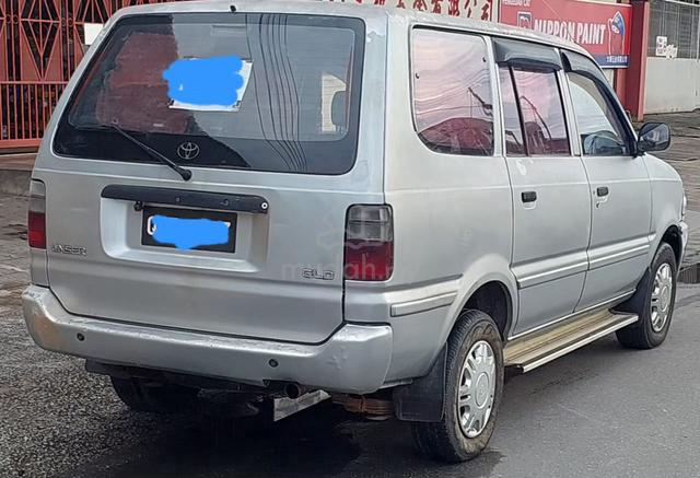 2001 Toyota UNSER 2.4 GLD (M) - 4