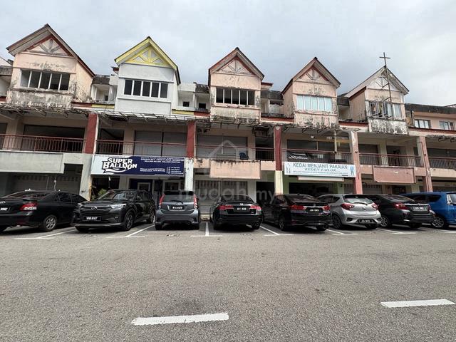 [3rd floor] Shop lot Cosmoplex Salak Tinggi Sepang 1