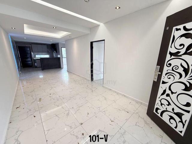 Fully Renovated 20x60 Single Storey House Bdr Sentosa Klang For Sale 1
